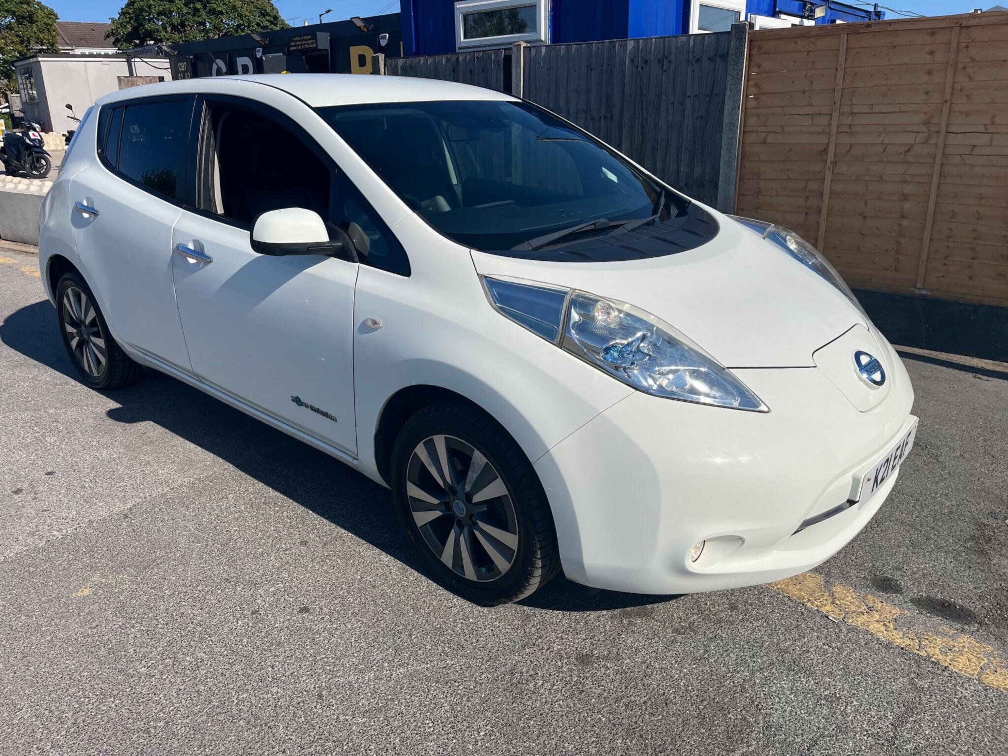 2014 NISSAN LEAF